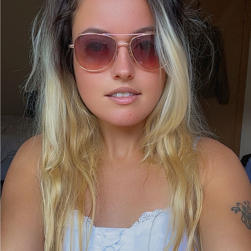 Foster Grant Sunglasses - Picture 2 of 7